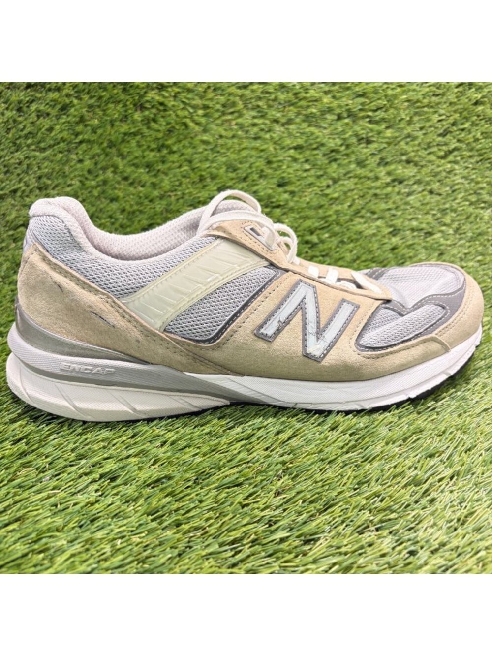 New Balance 990v5 Mens Size 11 Gray Beige White Athletic Running Shoes Sneakers